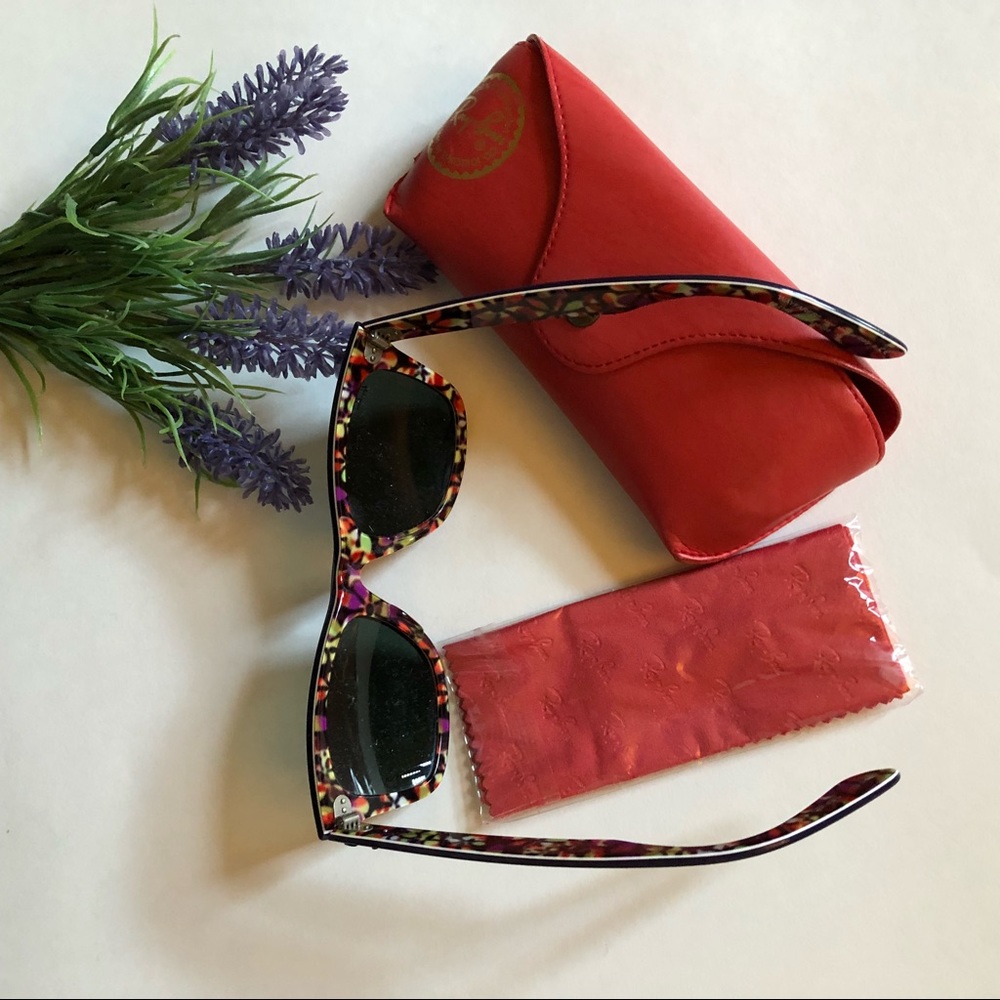 Limited Edition Wayfarer Ray Bans